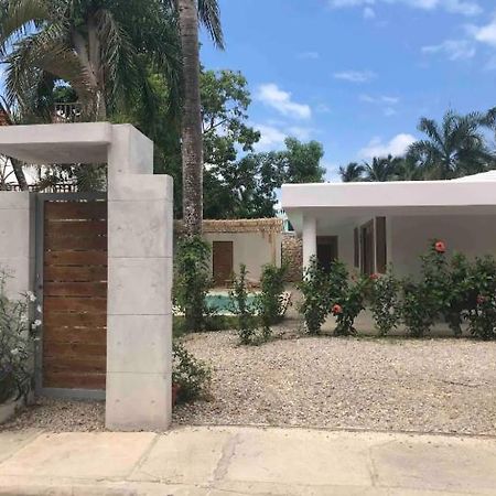 Seahorse Retreat Playa Bonita Hotel Лас Теренас Екстериор снимка